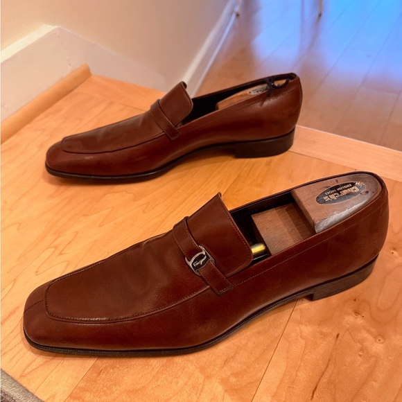 Ferragamo Men's light burgundy Leather Loafers - Picture 5 of 6